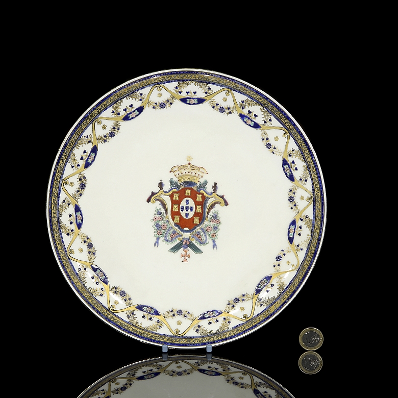 Plato de porcelana