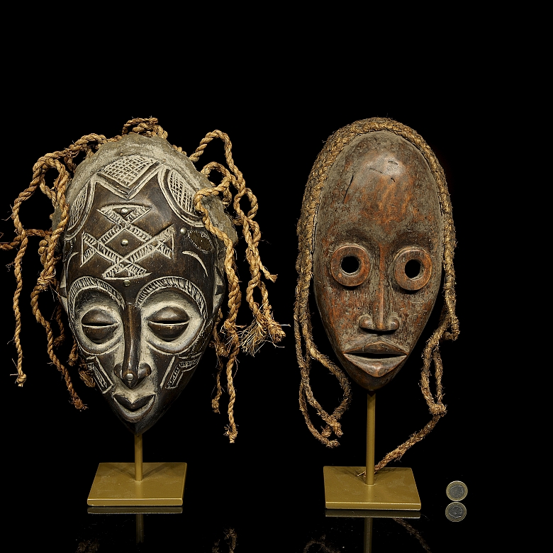 Pareja de máscaras ceremoniales africanas, s.XX