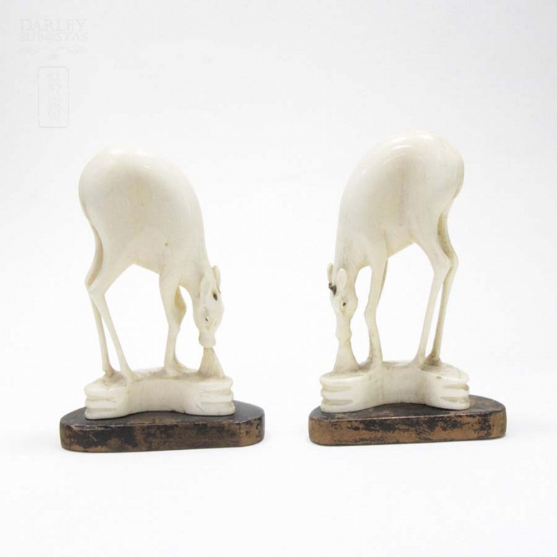 9 figuras de marfil - 3