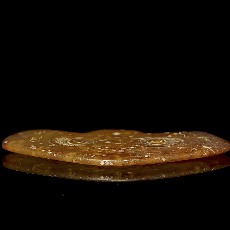 Colgante ritual de jade tallado, cultura  Liangzhu