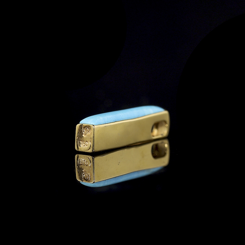 Colgante rectangular de oro amarillo de 18k con turquesa