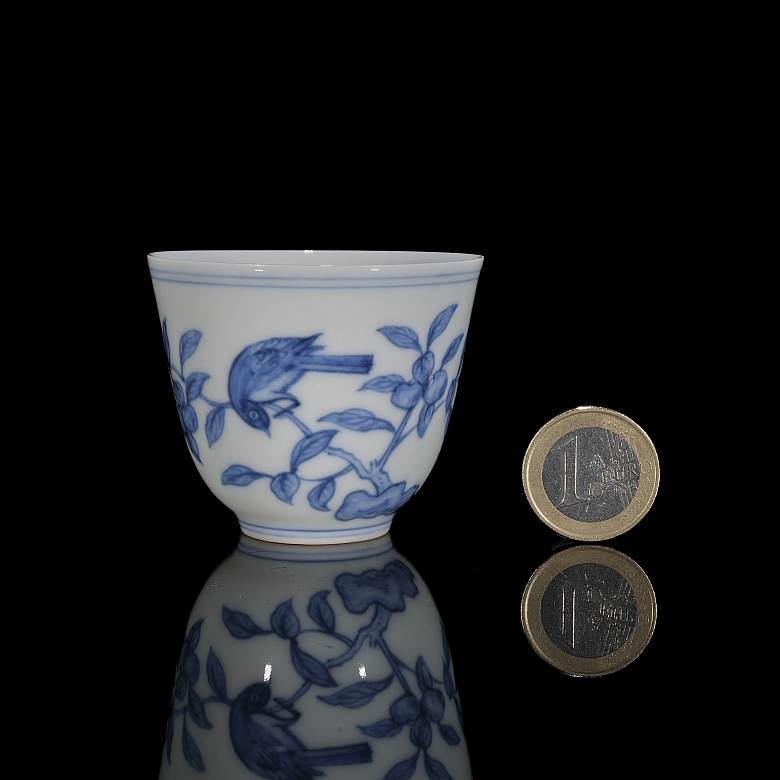 Taza de porcelana 