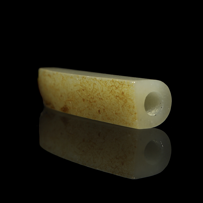 Small carved jade pendant, 20th century - 7