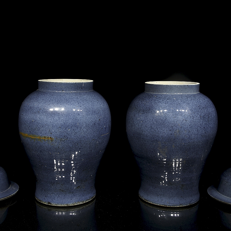 Pareja de tibores de porcelana vidriada, s.XX