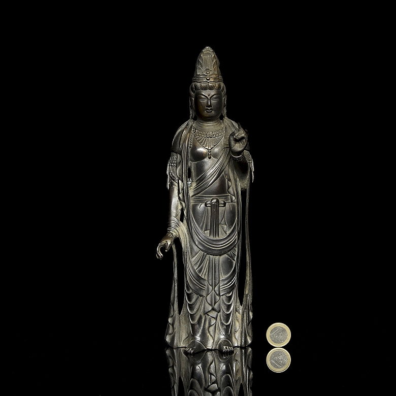 Escultura “Guanyin” en metal patinado, s.XX