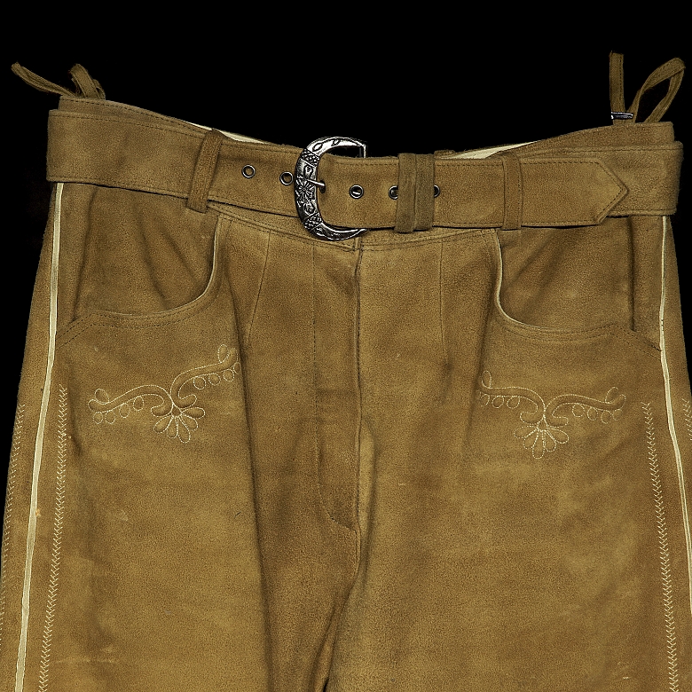“Kniebundlederhose”短裤，奥地利，20世纪 - 2