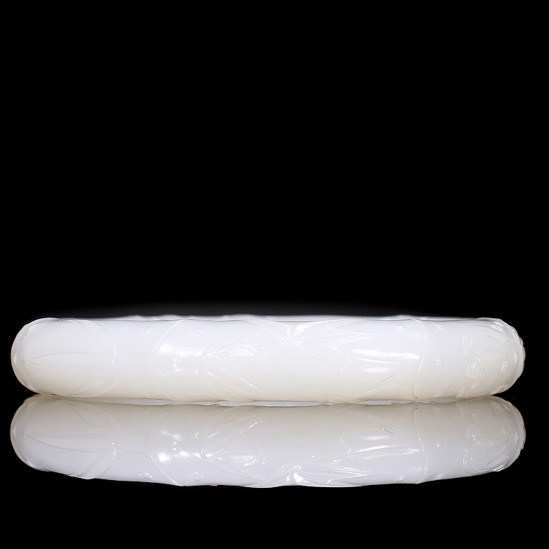 Hetian white jade bracelet, Qing dynasty
