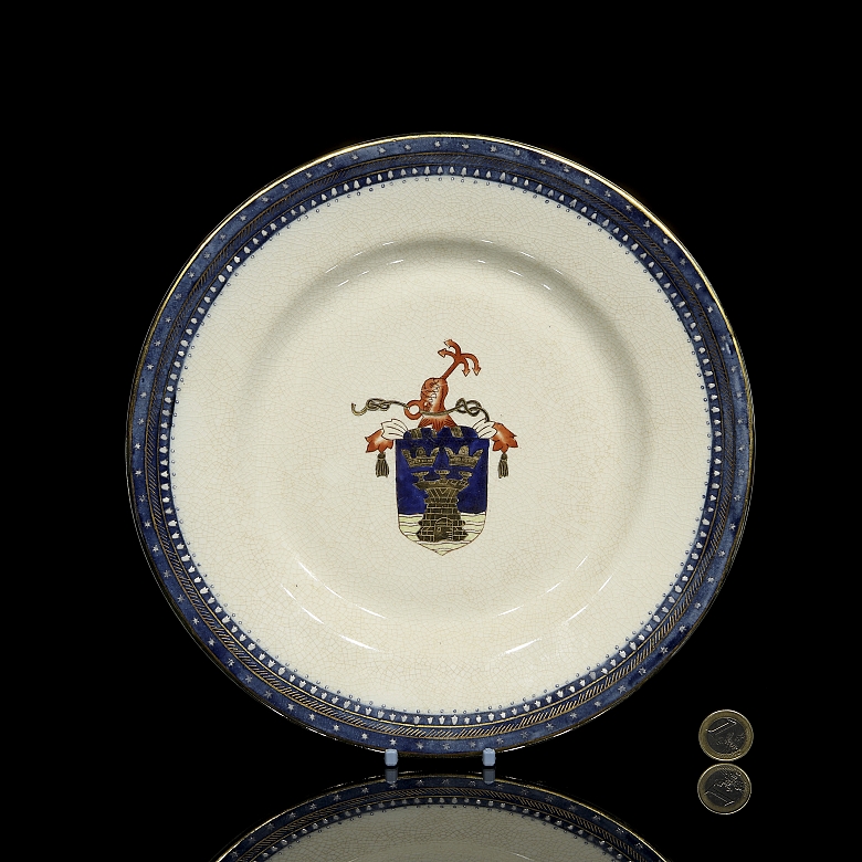 Plato de porcelana