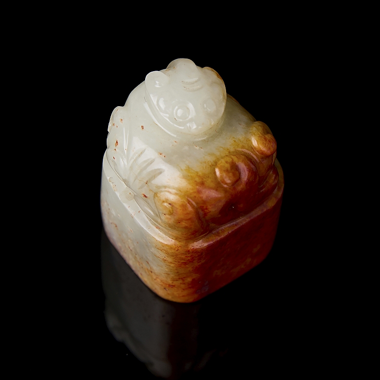 Hetian jade seal ‘Archaic Dragon’, Qing dynasty