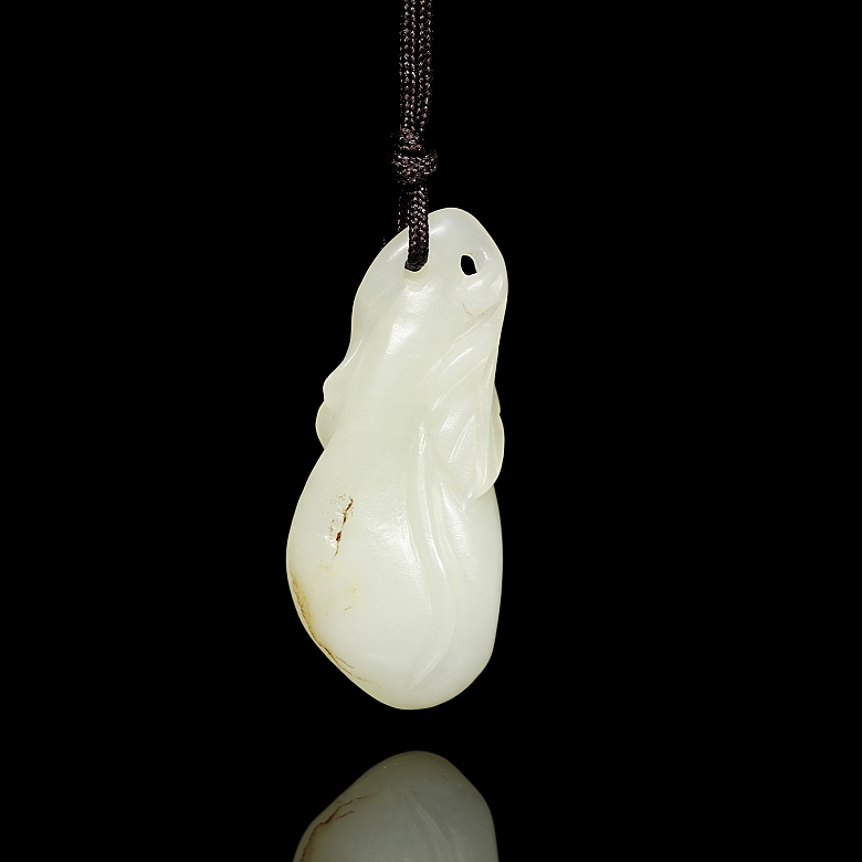 White jade pendant, “Aubergine,” 20th century - 1