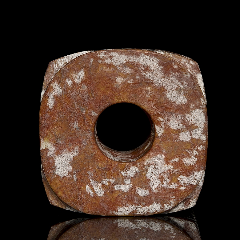 Cong de jade tallado 