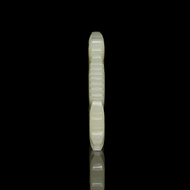 Carved jade plaque, ‘Bird and Flowers,’ Qing dynasty