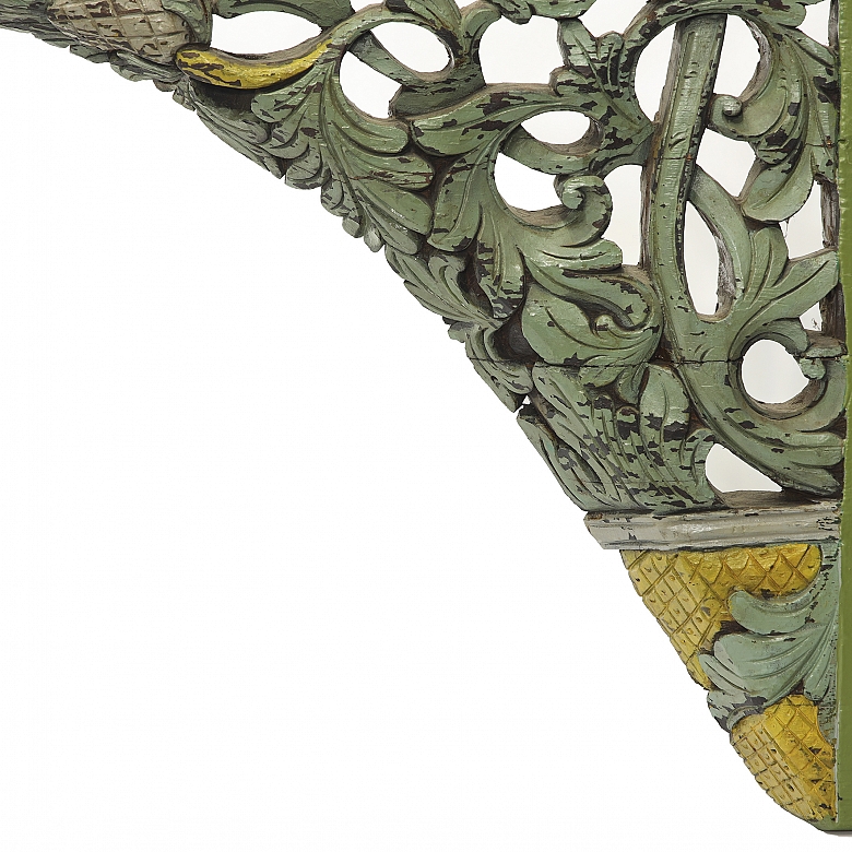 Cubre cortinas de madera lacada 