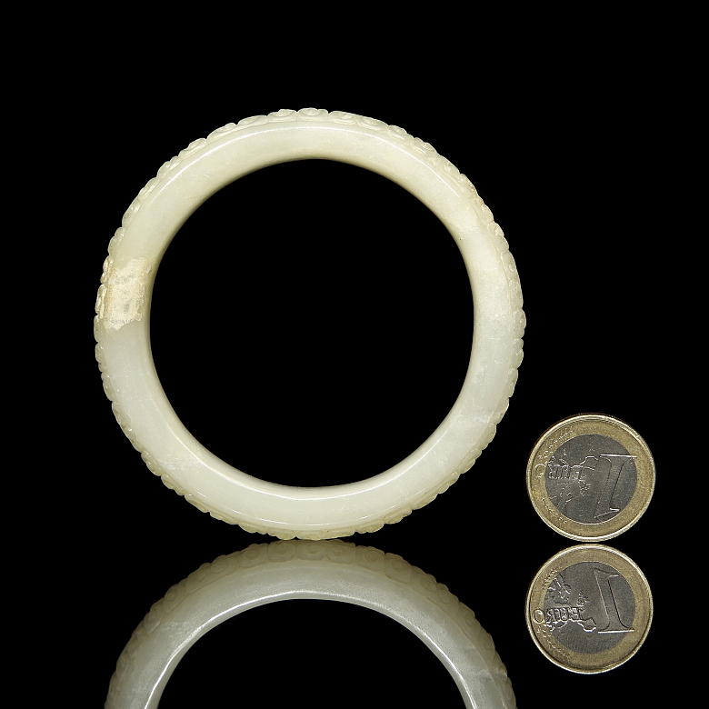 Esclava de jade tallado