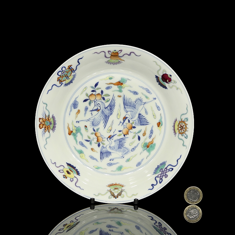 Plato de porcelana esmaltado