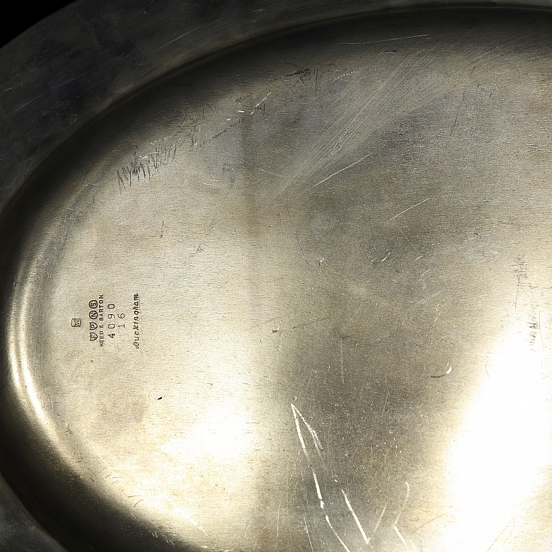 Reed & Barton 镀银托盘，“Buckingham”，约 1950 年