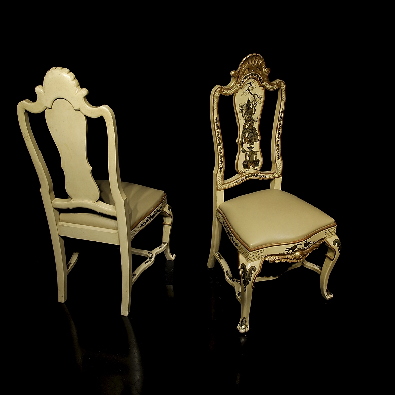 Cuatro sillas de estilo Reina Ana con decoración Chinoiserie, s.XX