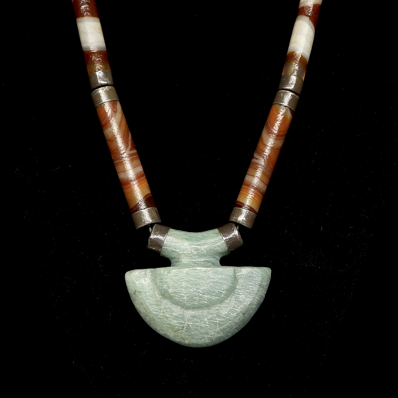 Collar de cuentas de ágata, plata y amazonita, dinastía Yuan