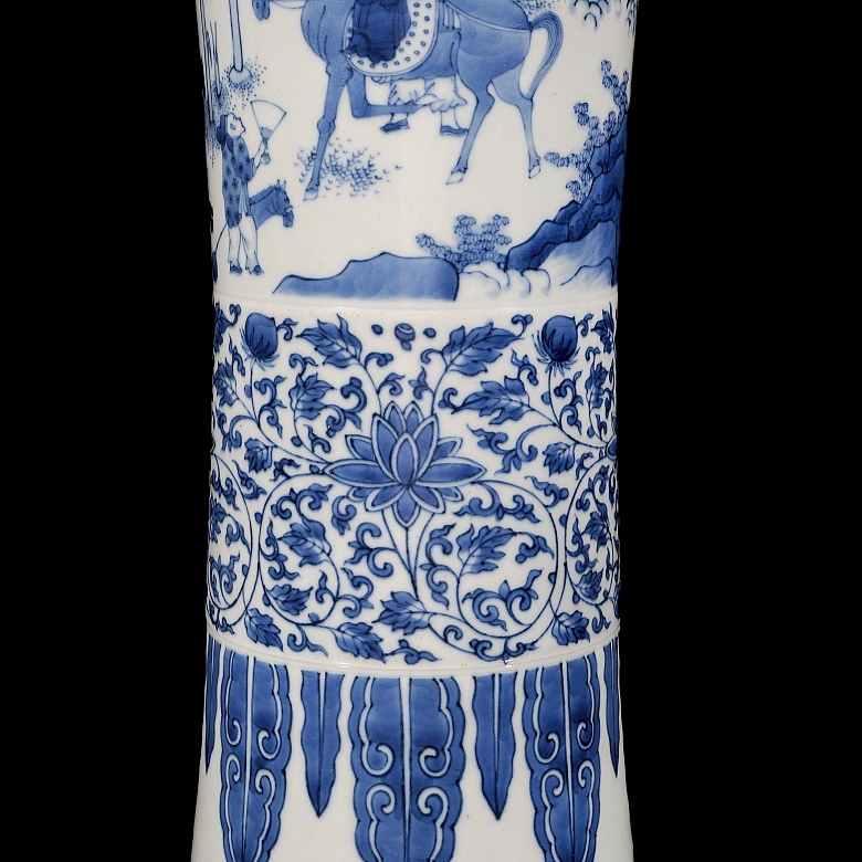 Pair of Gu vases, ‘Scenes and Flowers’, Qing dynasty