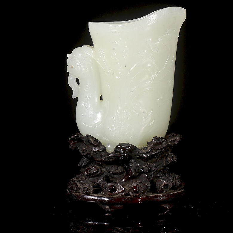 Hetian white jade libation cup ‘Beast’, Qing dynasty