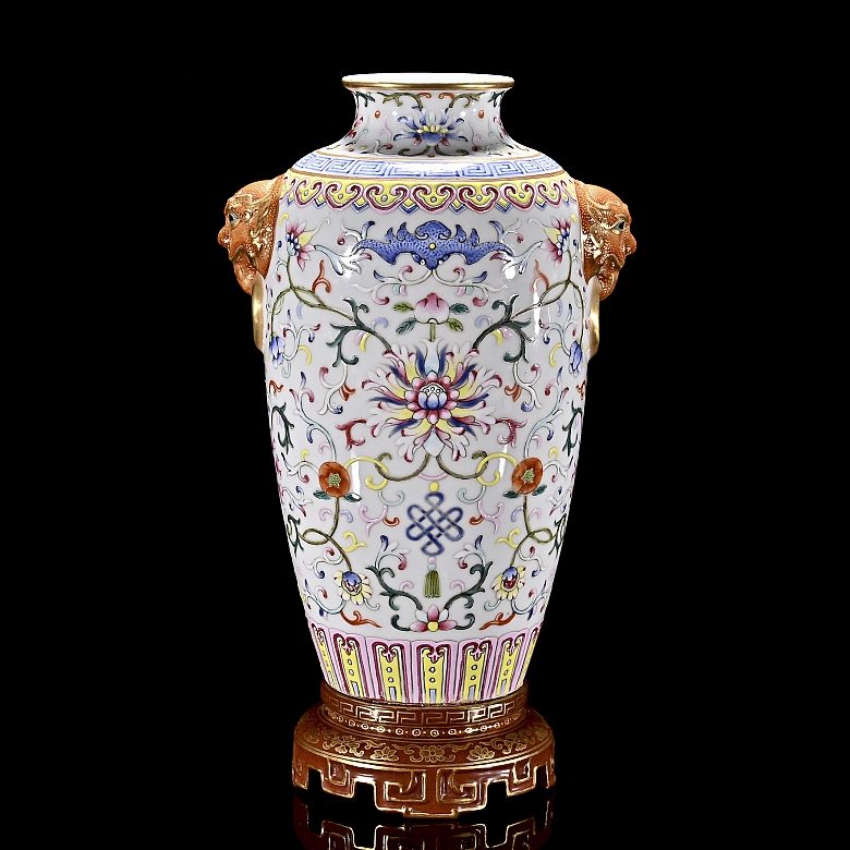 Jarrón de porcelana 