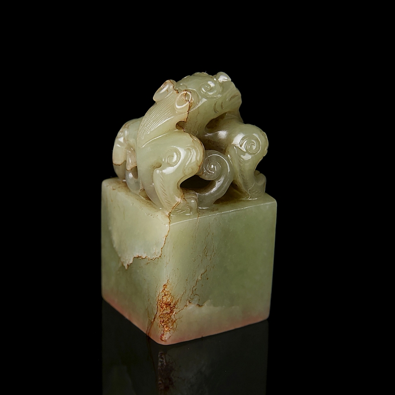 Yellow jade seal ‘Dragon’, Qing dynasty