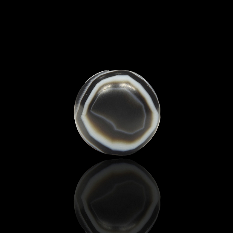 Agate Dzi Bead ‘Banzhu’, Liao Dynasty