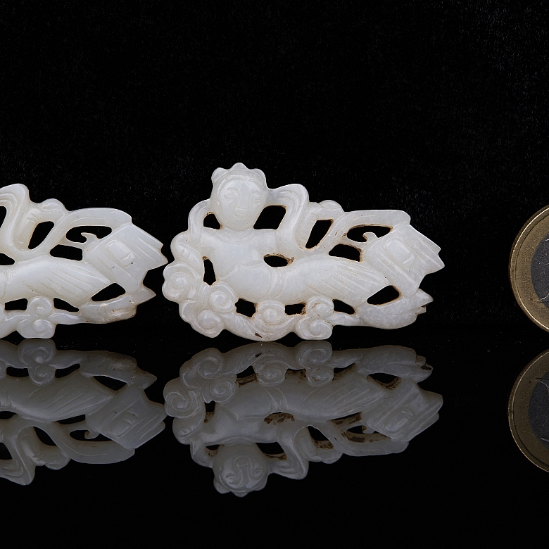 Pareja de placas de jade blanco