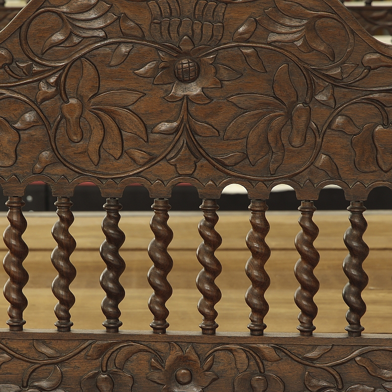 Cama de cuatro postes con dosel, estilo indonesio, ffs. s.XIX - 2