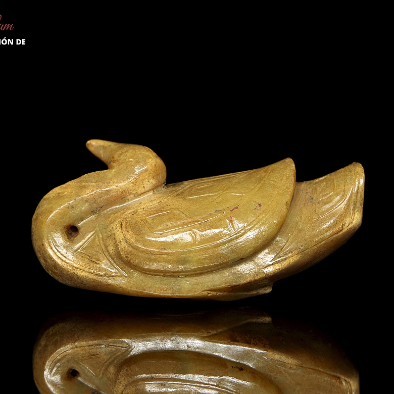 Figura de jade amarillo