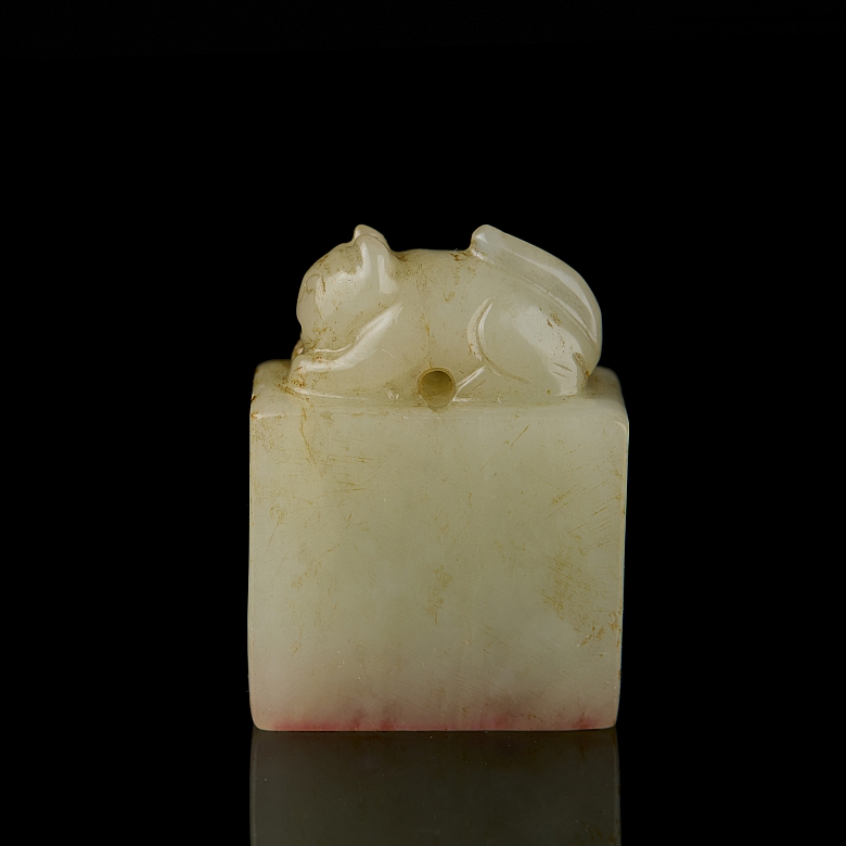 Hetian white jade seal ‘Cat’, Qing dynasty