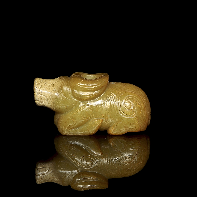 Figura de jade amarillo 