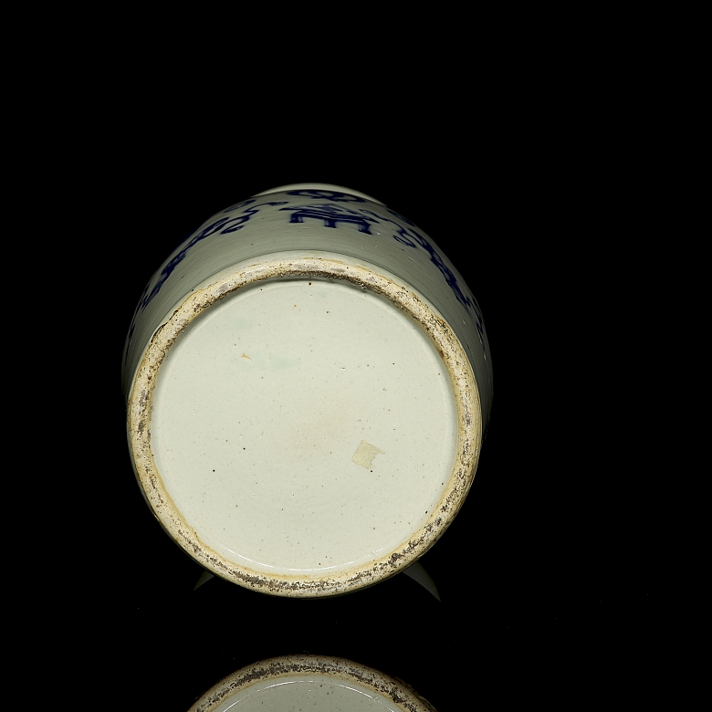 Jarrón de porcelana