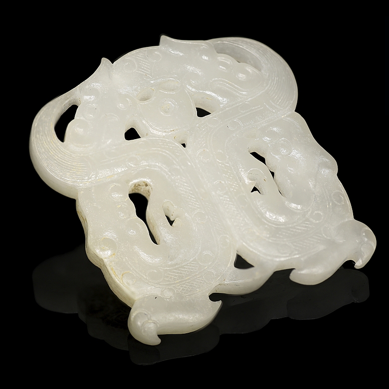 Jade 'dragon' plaque, Eastern Han dynasty - 4