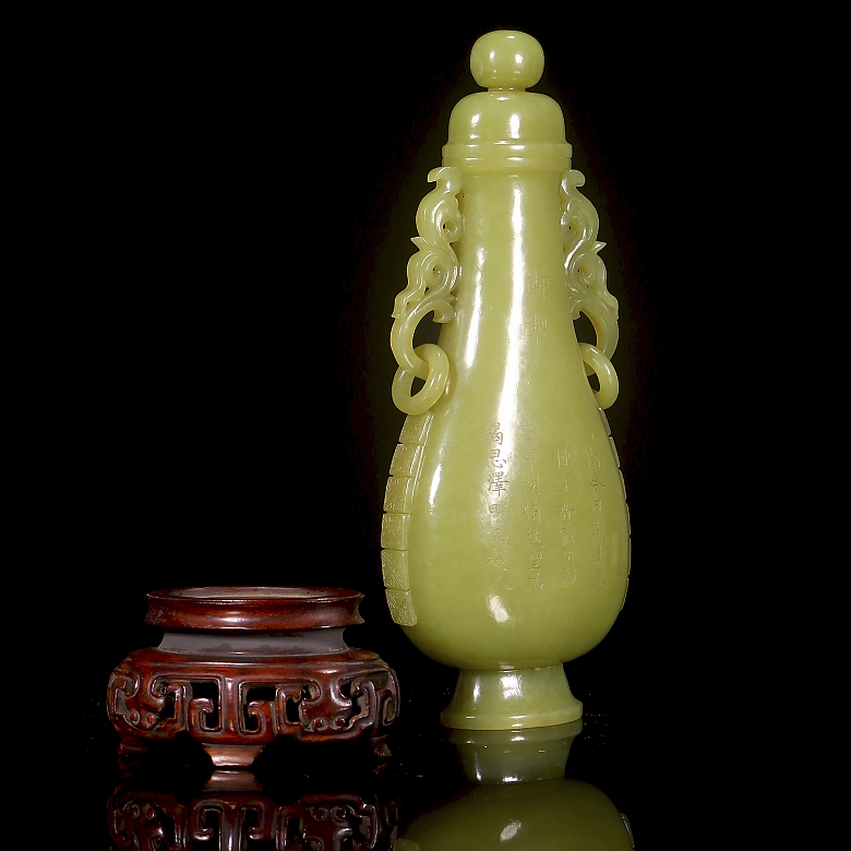 Jarrón de jade amarillo