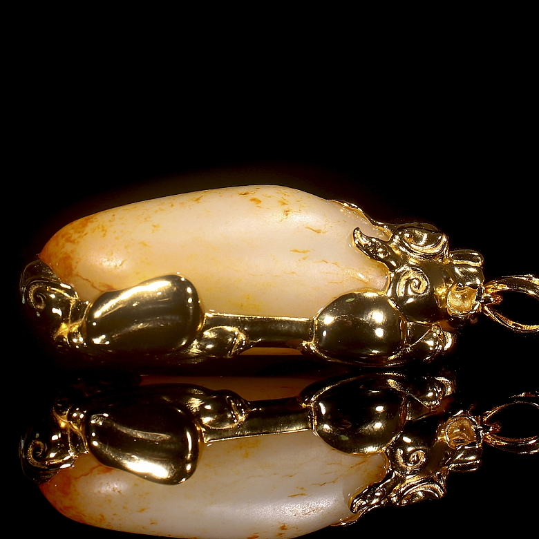 Colgante de plata dorada y jade, dinastía Qing