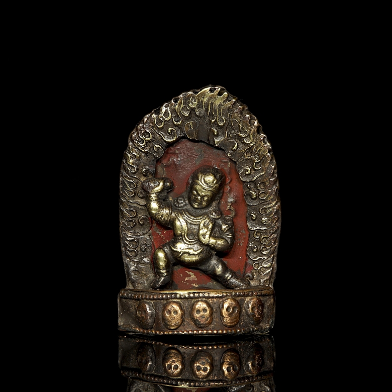 Pequeña figura de bronce