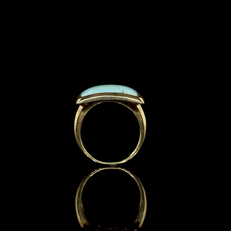 Anillo en oro amarillo de 18k y turquesa