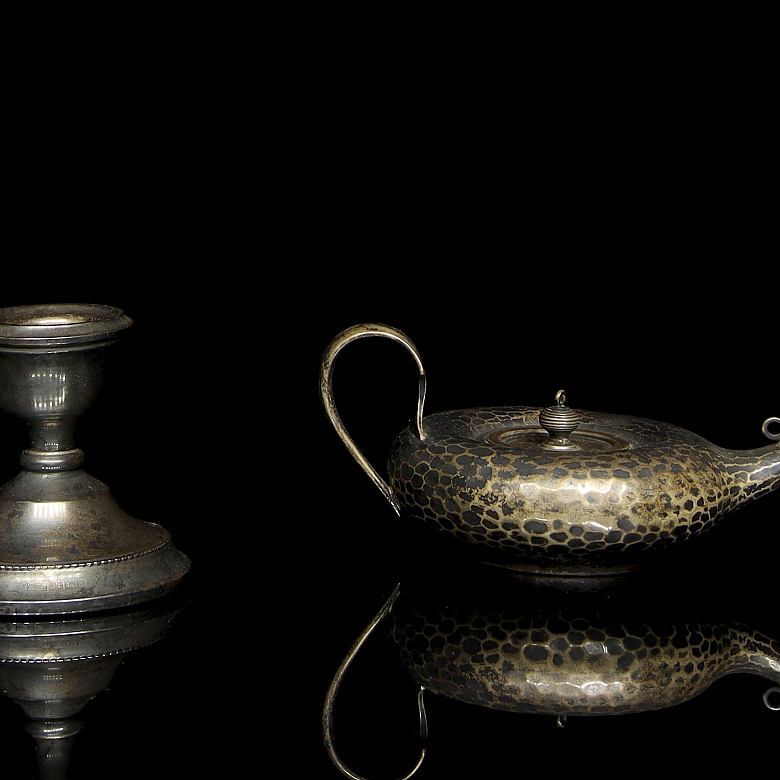 银油灯与银烛台，20世纪