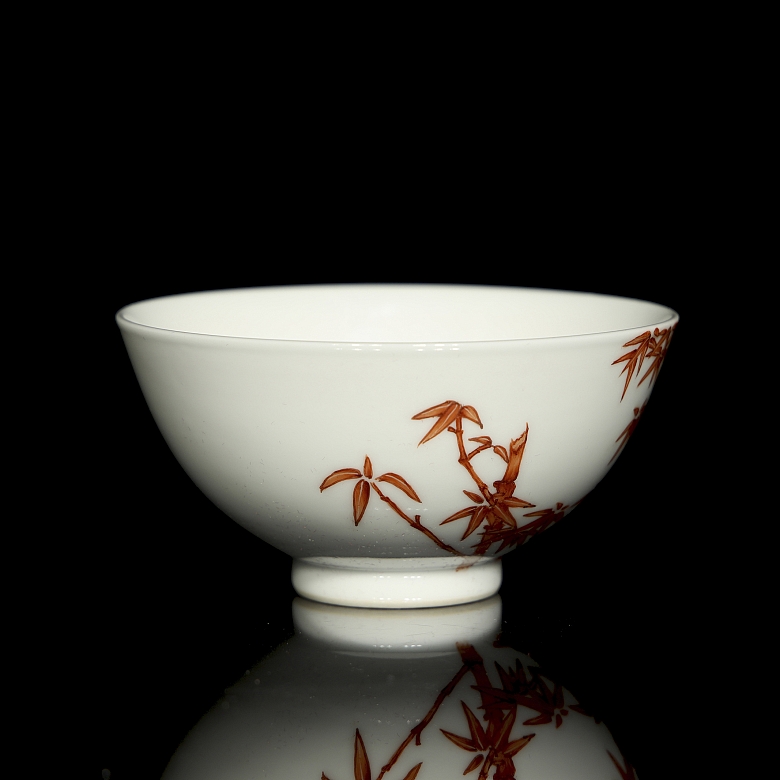 Taza de porcelana esmaltada