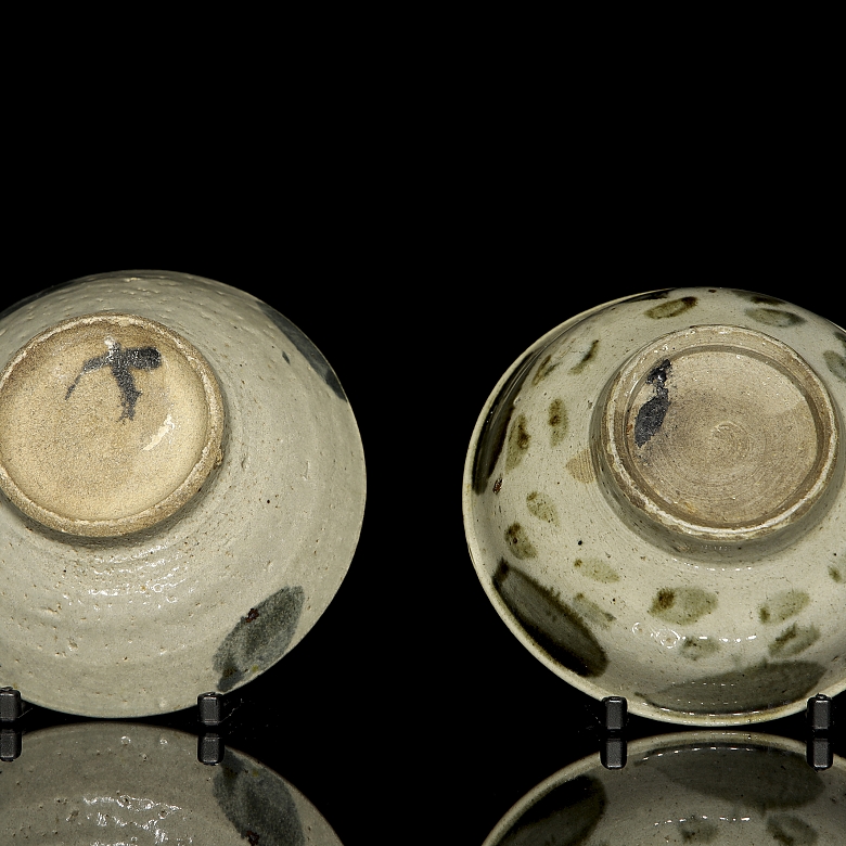 Two glazed ceramic bowls, Qing dynasty - 3