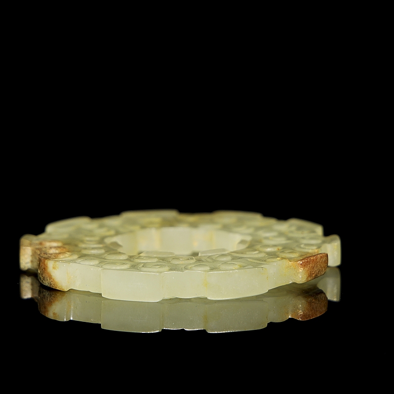 Carved jade pendant, Han style