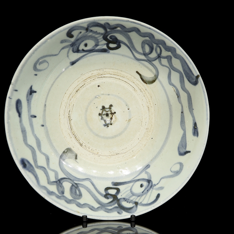 Tres platos de cerámica esmaltada, dinastía Ming - 1