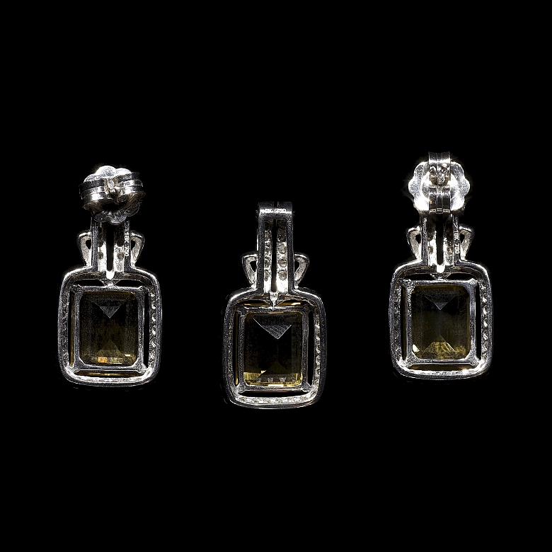Juego de colgante y pendientes en oro blanco de 18k con citrinos y diamantes