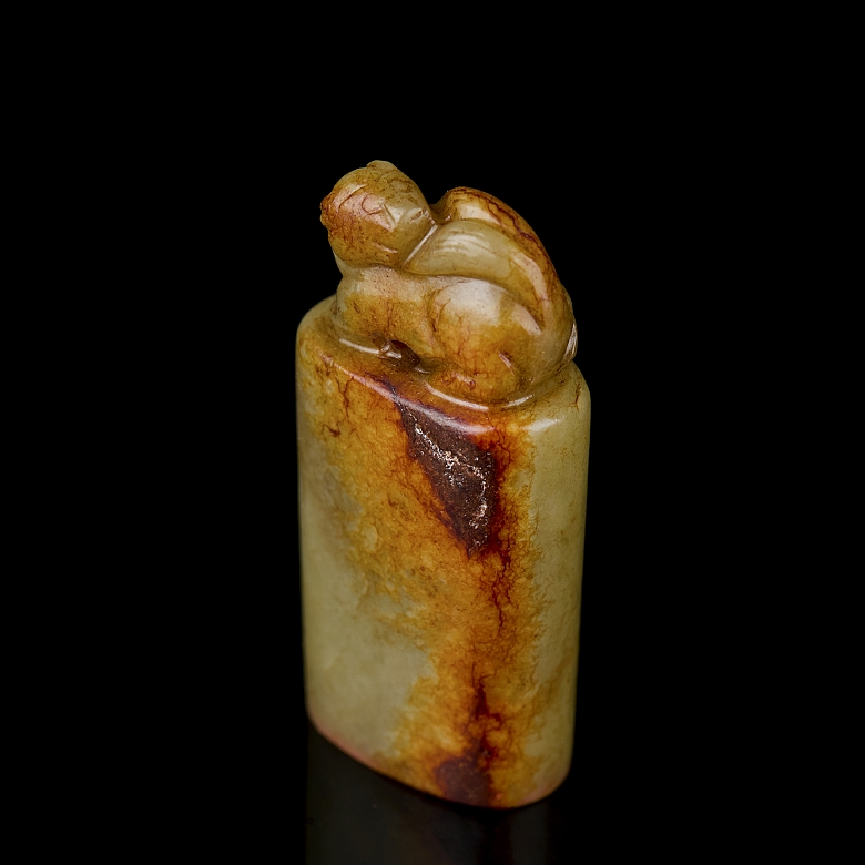 Jade seal ‘Reclining Dog’, Qing dynasty