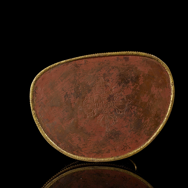 Altar de bronce dorado 