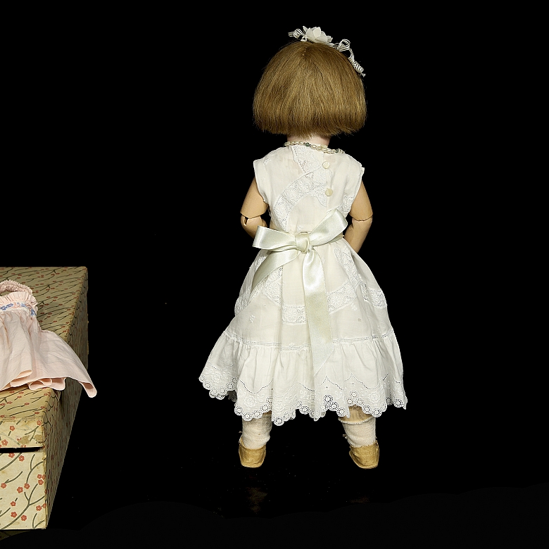 Muñeca de porcelana de Lehmann y Cía., España, c. 1910-1920
