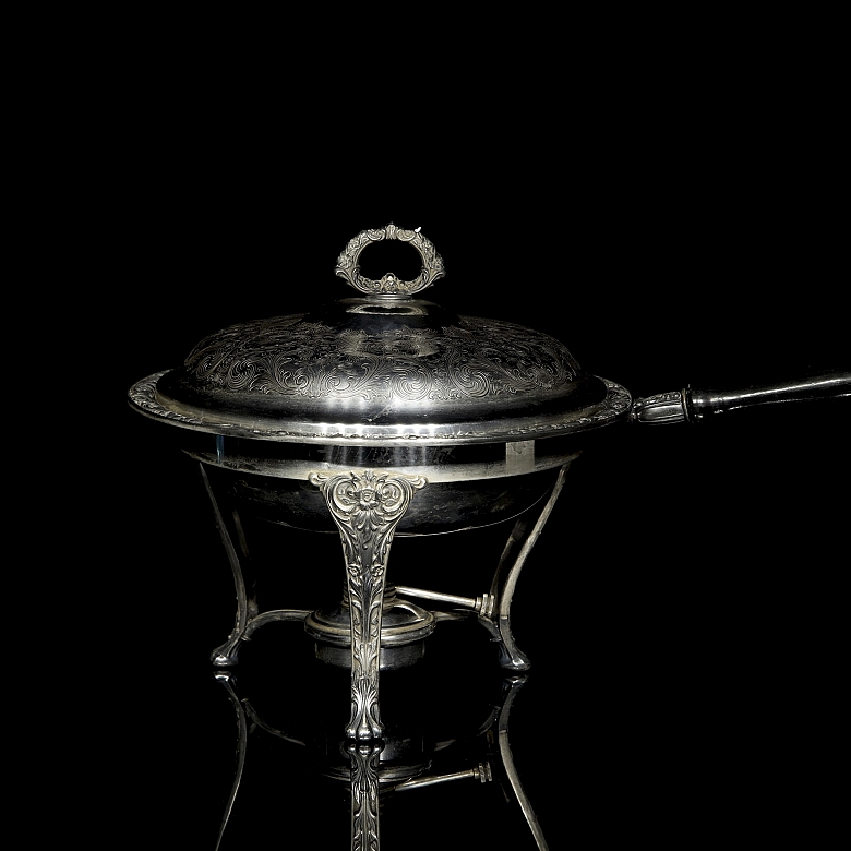 Calentador de metal plateado, s.XX
