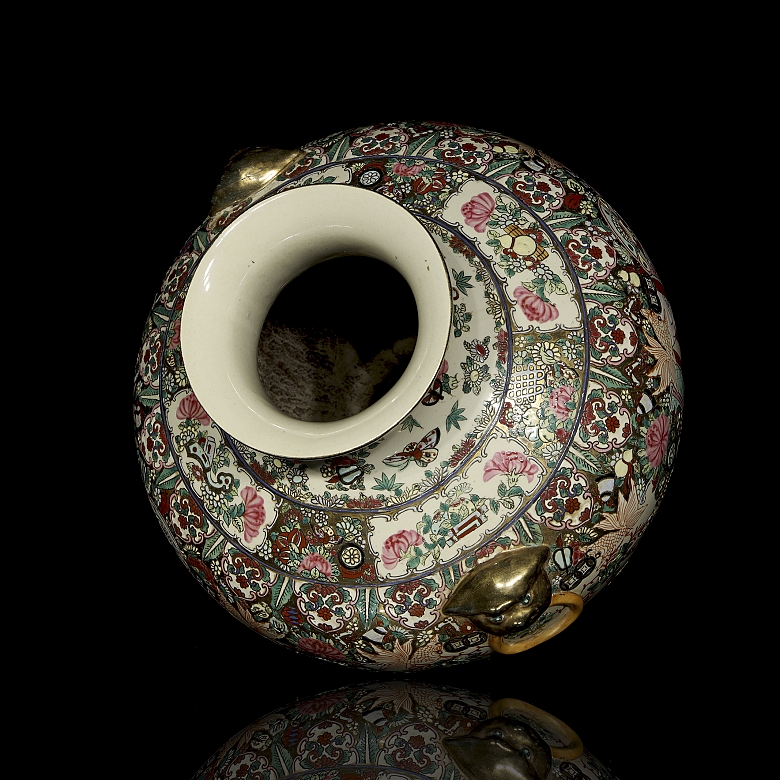Jarrón de porcelana