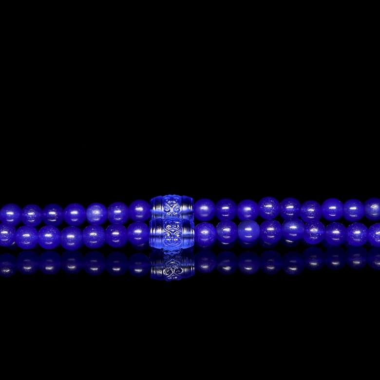 Collar de cuentas de ágata azul, dinastía Yuan